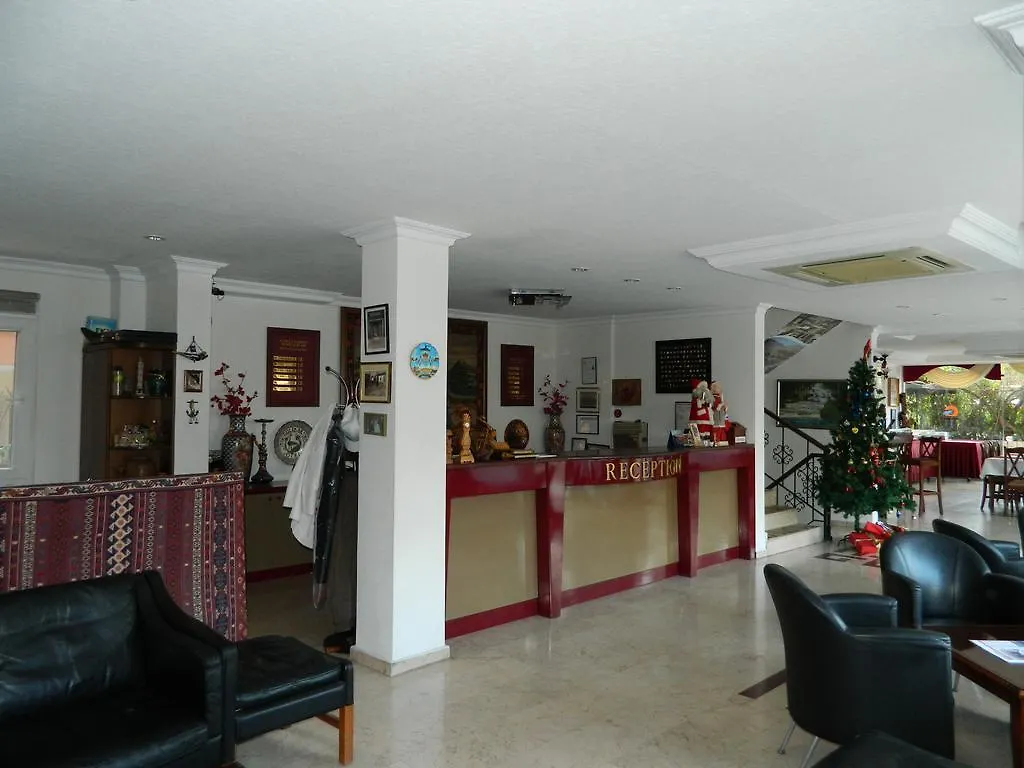 Gulizar Hotel Antalya 2*,