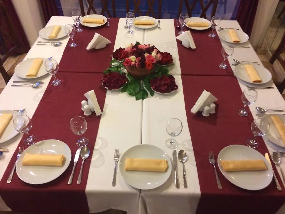 Gulizar Hotel Antalya 2*,
