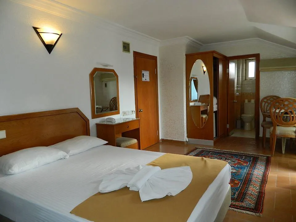 **  Gulizar Hotel Antalya Türkiye