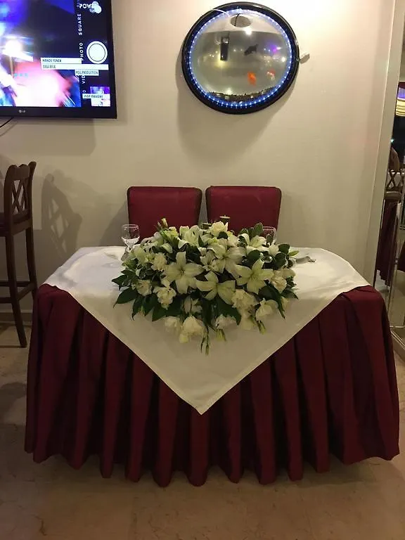 Gulizar Hotel Antalya 2*,  Türkiye
