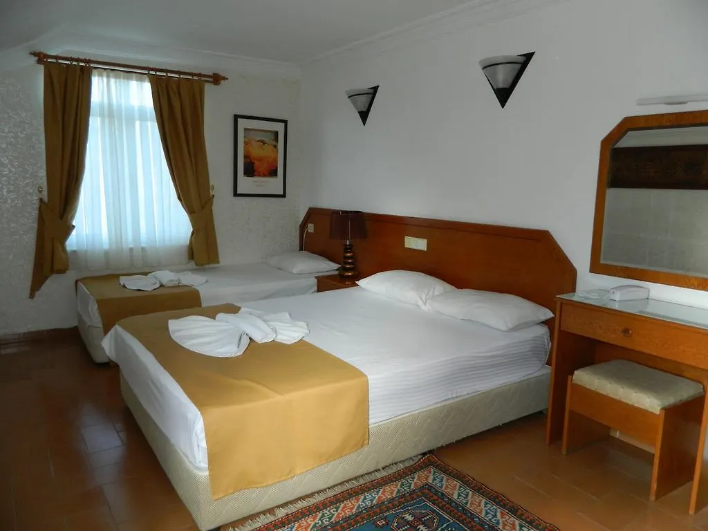 Gulizar Hotel Antália