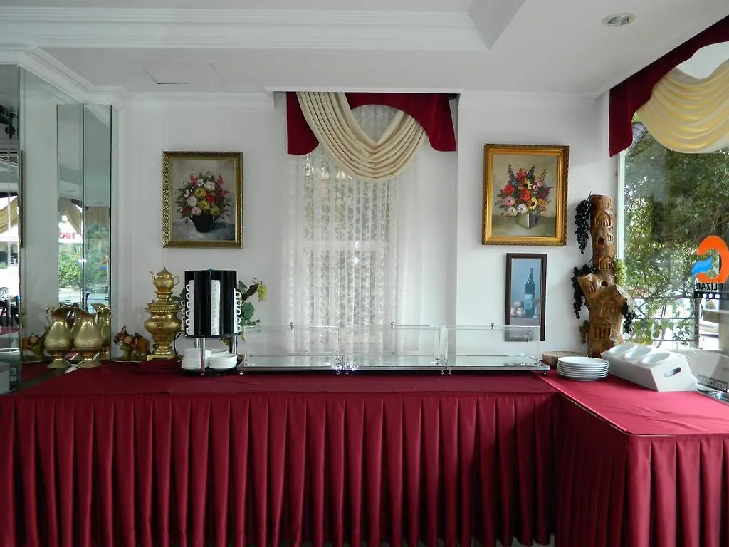 Gulizar Hotel Antália
